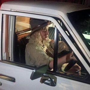 Meet your Posher, Annie